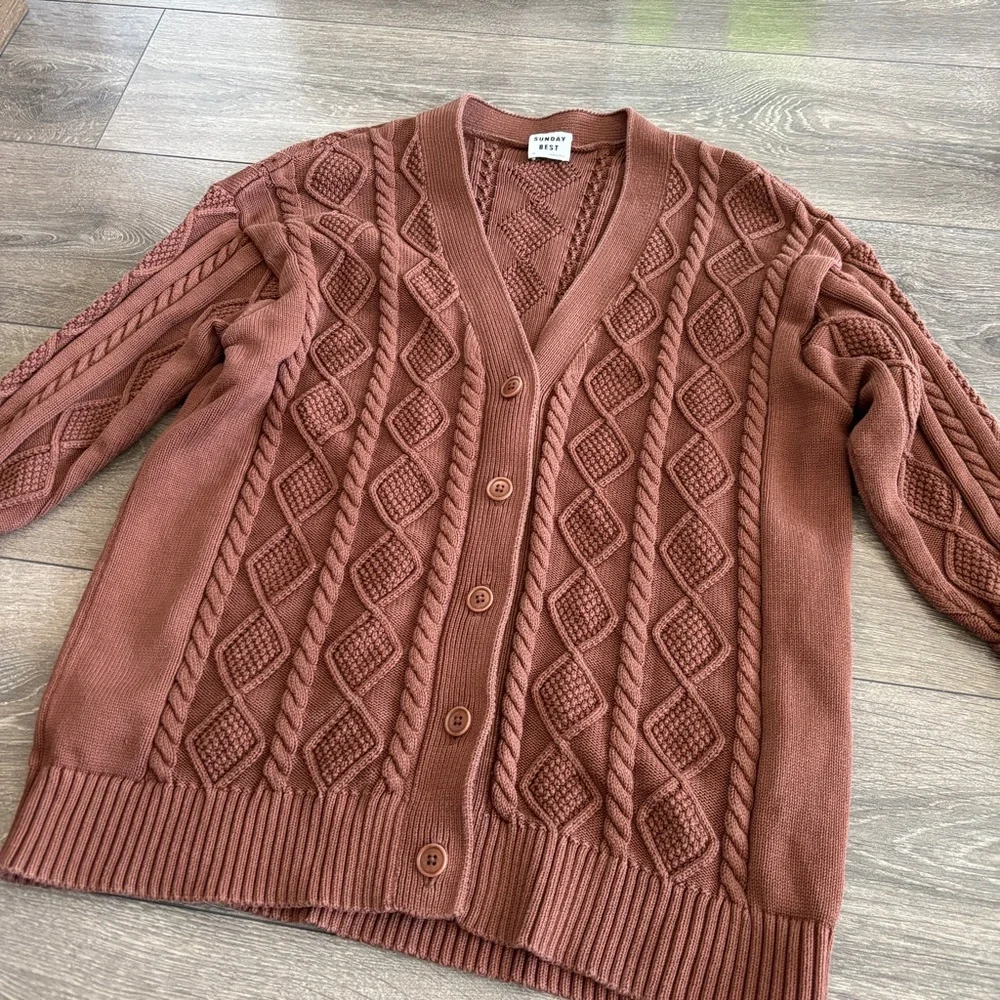 Aritzia Sunday Best Lamora Sweater Cardigan - Picture 5 of 10